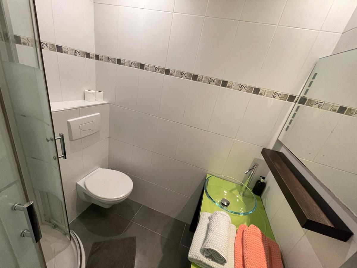 Maisonnette Studio Bas Suquet, Proche Plage Et Palais Cannes Exteriör bild